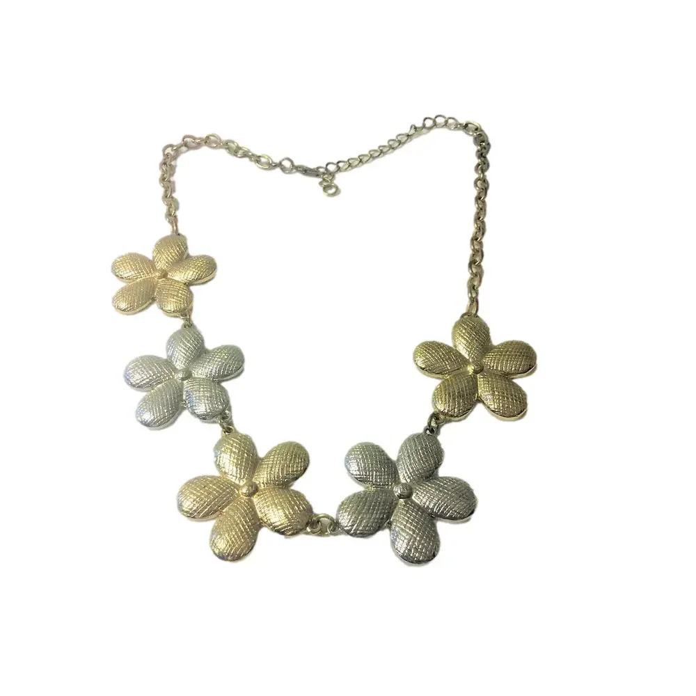 Gold and Silver Plated Large Etched Daisies Floral Statement Necklace 21" - Picture 2 of 3